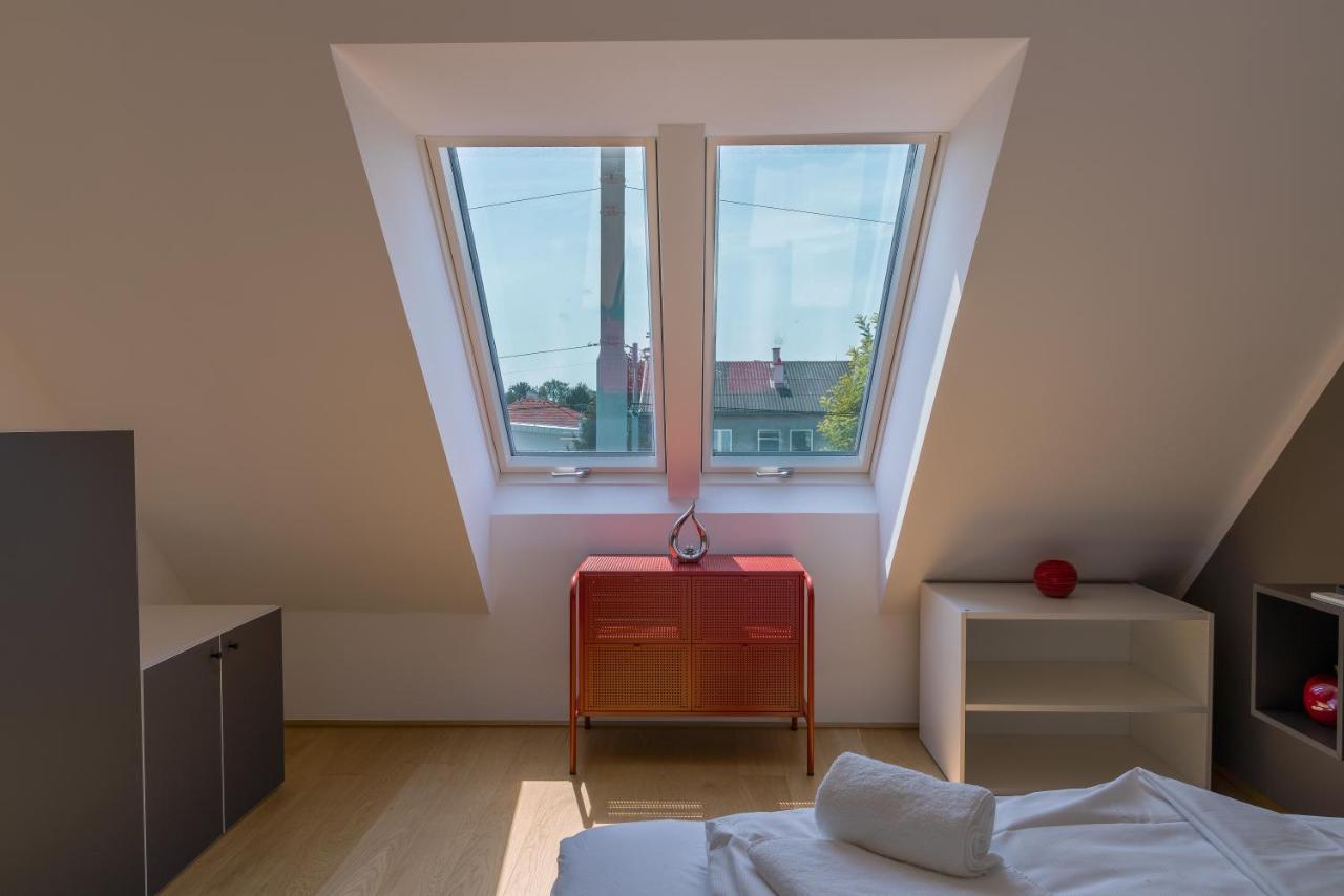 Maureen Lovely 2 Bedroom Unit With Community Pool Vienna Esterno foto