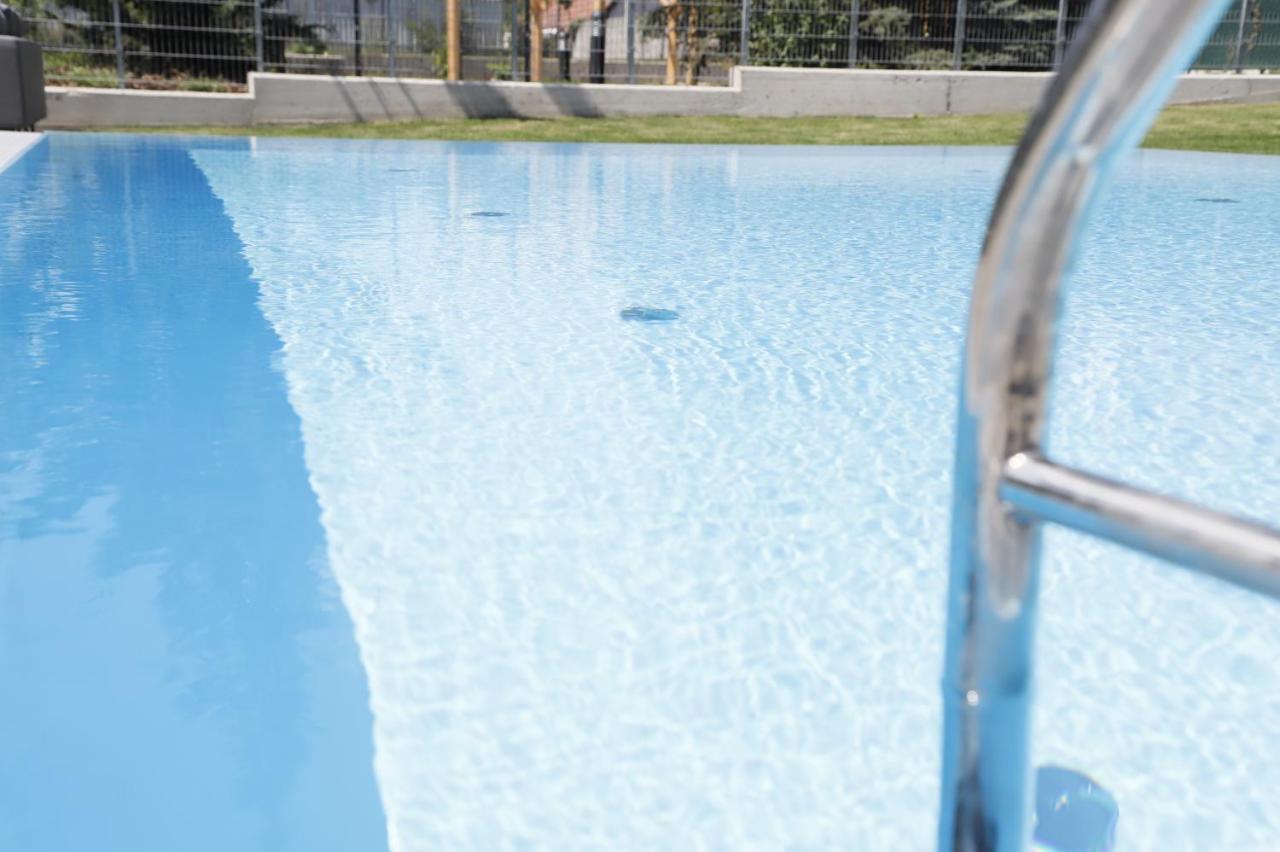 Maureen Lovely 2 Bedroom Unit With Community Pool Vienna Esterno foto